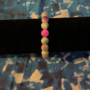 Key lime pie bead bracelet