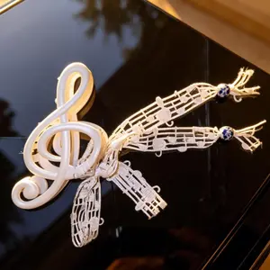 Porcelain white hair claws, high pitched clef hair clip, piano element, music element, blue and white porcelain decoration, artistic girl, elegant and simple bow suitable for girls, suitable for school tiktokshopspringglowup Vintage French