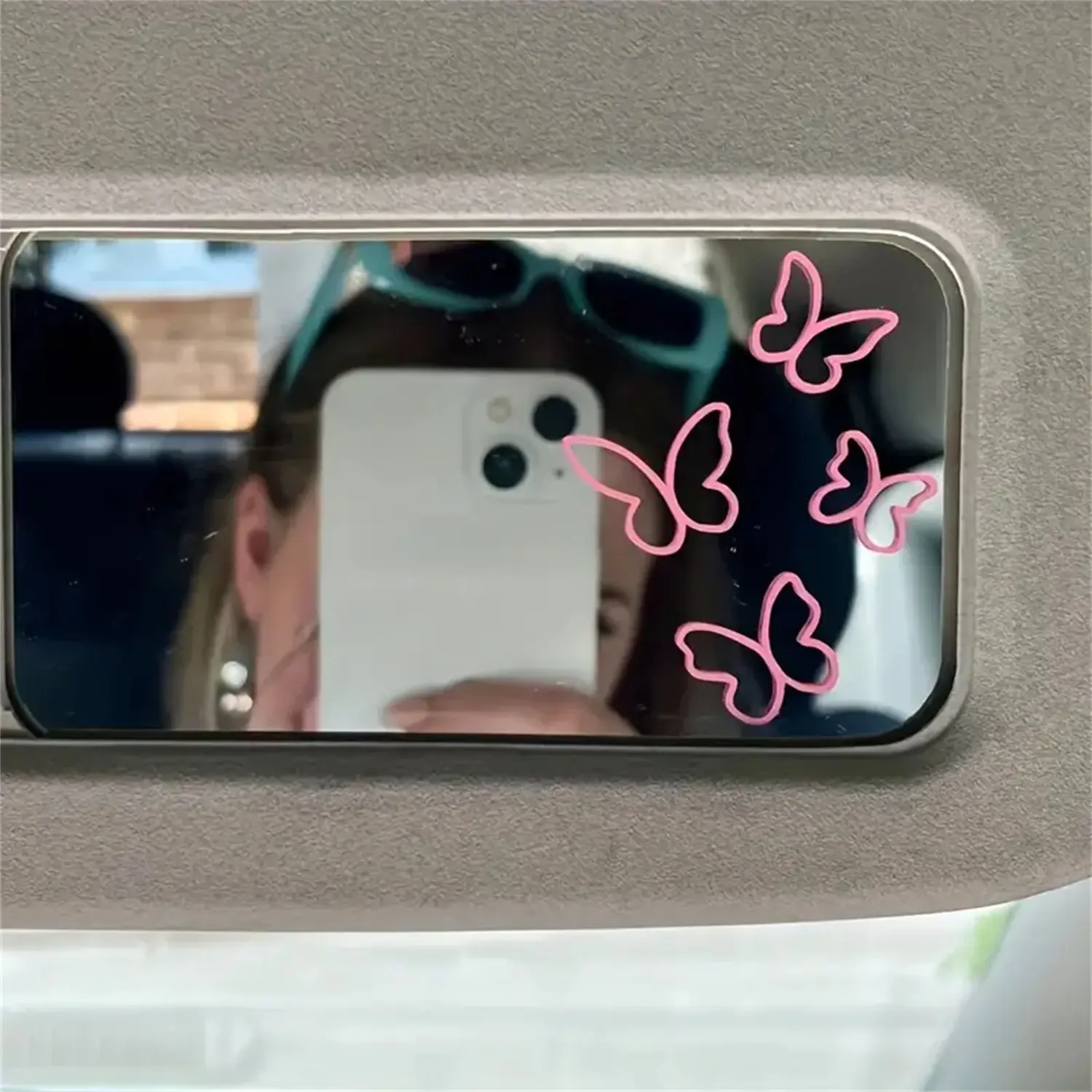 Cartoon Butterfly Vinyl Decals for Cars, Decals for vehicles - Decal Sticker, Car Decorative Sticker, Vehicle Decoration, Matte Finish, Self-Adhesive, Perfect for Plastic/Glass/Metal Surfaces, Durable & Easy Apply Exterior Car Accessories, Car Stickers