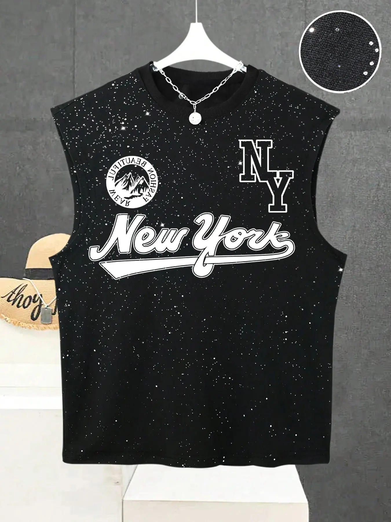 Men's Casual Workout Sleeveless Vest, Sports Vest Top, Sleeveless Sports Vests, New York Graphic Letter Print, Silver Color Fabric Design, American Vintage Style, Summer Sports Unbound