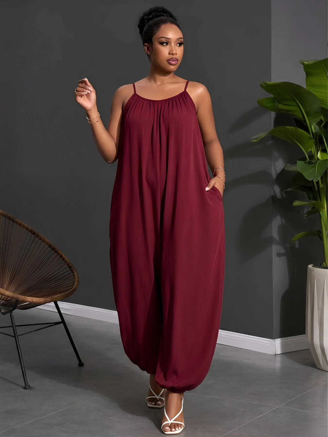 Plus Size Women's Boho Aesthetic Wide Leg Loose Baggy Fit Jumpsuit, Casual Comfortable Sleeveless Solid Color Jumpsuit, Spring Summer Fashion Jumpsuit, Perfect for Party & Daily Wear