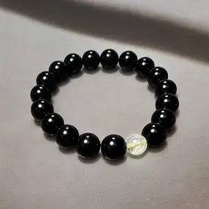 10mm onyx and citrine beaded bracelet ( 8mm) accent.