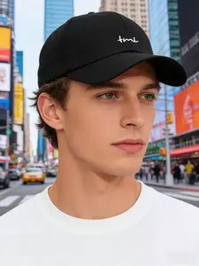 Signature Stamp Base Minimalist Hat, Slimming Face Baseball Cap, Adjustable Snapback Cap, Stylish and Simple Design, Perfect for Everyday Wear