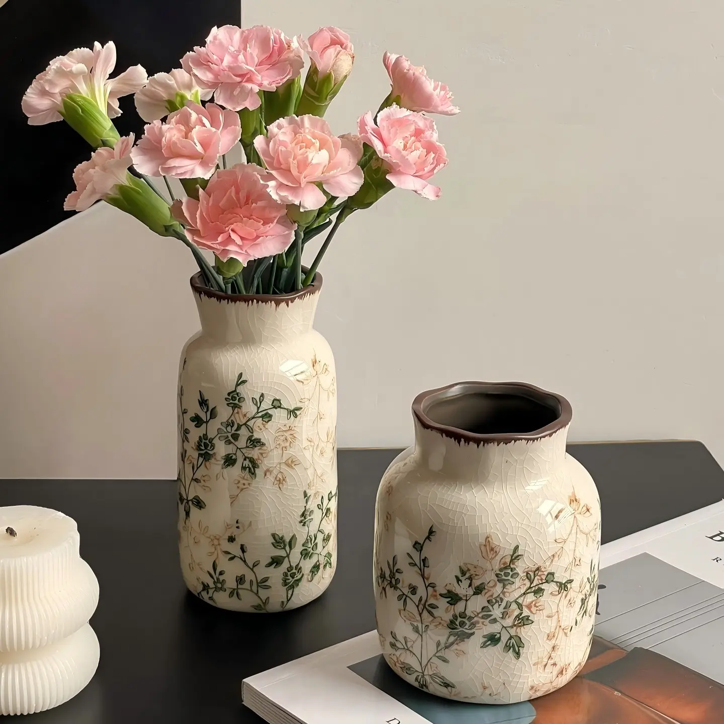 Mini Handmade Vintage Garden Style Decorative Ceramic Vase, Crackle Effect Design, Base with Floral Pattern, Indoor Home Decor Vase, Gift Idea, Flower Vases for Centerpieces