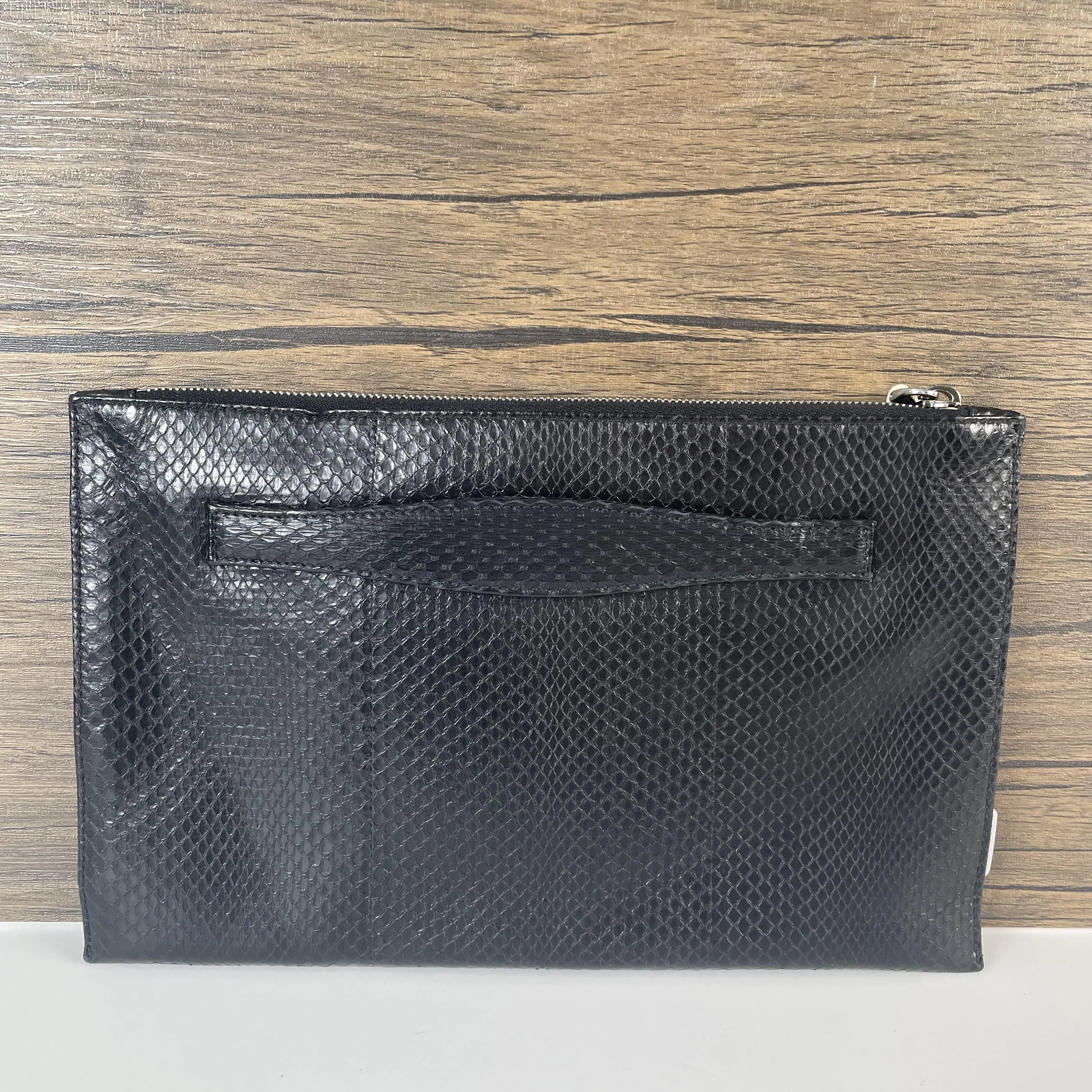 Pre-owned PRADA leather Messenger Bags Vintage Black Python Skin Zip‑Top Clutch Pouch, Silver‑tone Hardware++charm++