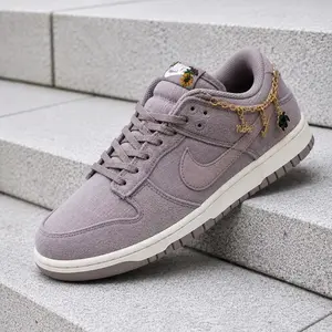 Nike Dunk Low Now Accepting All Flowers Black IQ0386-226 Women's Fashion Sneaker New