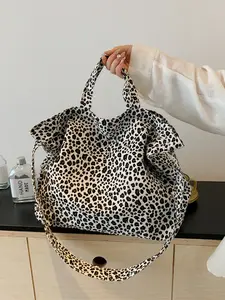 Trendy Fashion Large Capacity Leopard Print Tote Bag, Casual Commuter Bag, Handheld Shoulder Crossbody, Ideal for Daily Use, Work, Commuting, Fashionable Unique Bags
