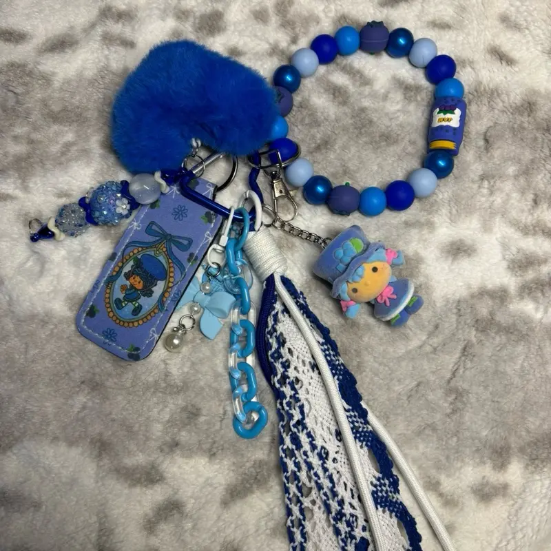 Blueberry junk keychain