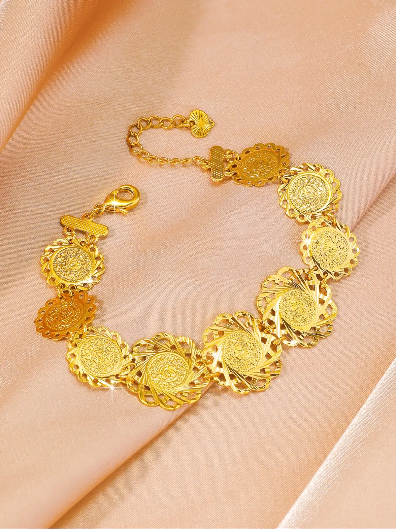 Golden Sun Antique Coin Car Flower Bracelet, Hand Chain Bracelet, Antique Coin Design Tennis Bracelet Jewelry, Copper Plated 24k Women's Jewelry, Suitable for Girlfriends, Valentine's Day, Trendy Bracelet, Beautiful Bracelets