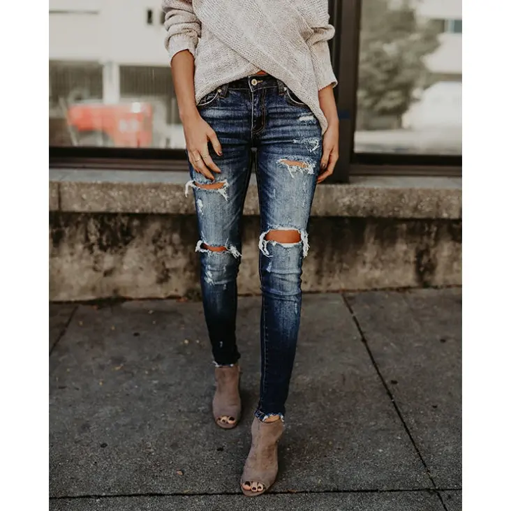 Women's jeans, pierced feet, mid-rise jeans