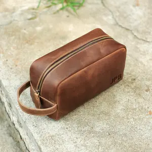 Personalized Leather Toiletry Bag - Customizable Dopp Kit - Ideal for Weddings & Christmas Gifts