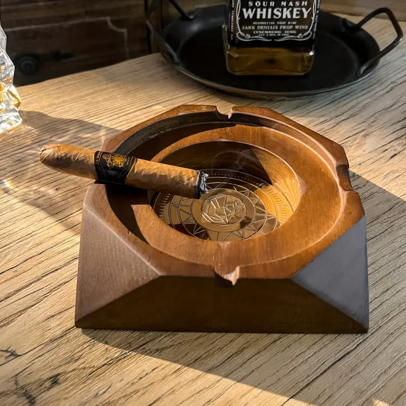 1pc Decorative Square Shape Vintage Wooden Cigar Ashtray - Home Decor Accessory, Lighter Display Ornament for Home Supplies