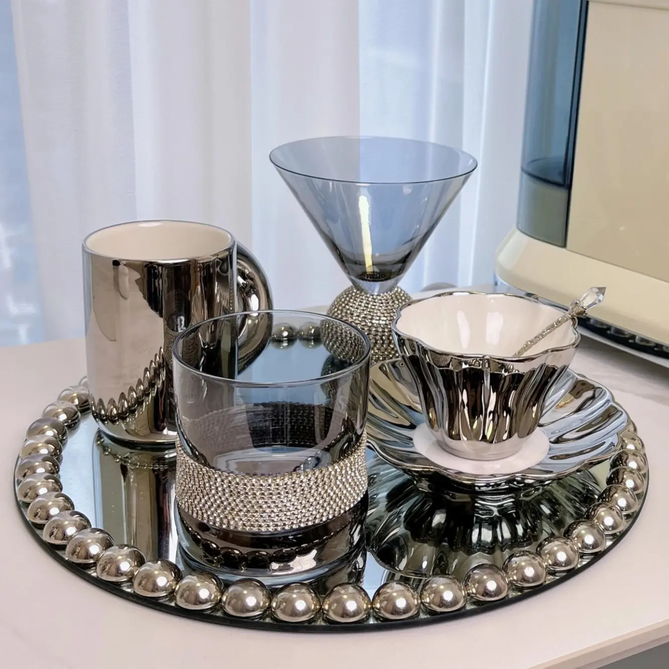 Luxury Silver Tea Cup & Saucer Set with Tray - Trendy Afternoon Tea/Coffee Drinkware, High-End Party Wine Glass Set, Statement Piece for Home, Wedding Use