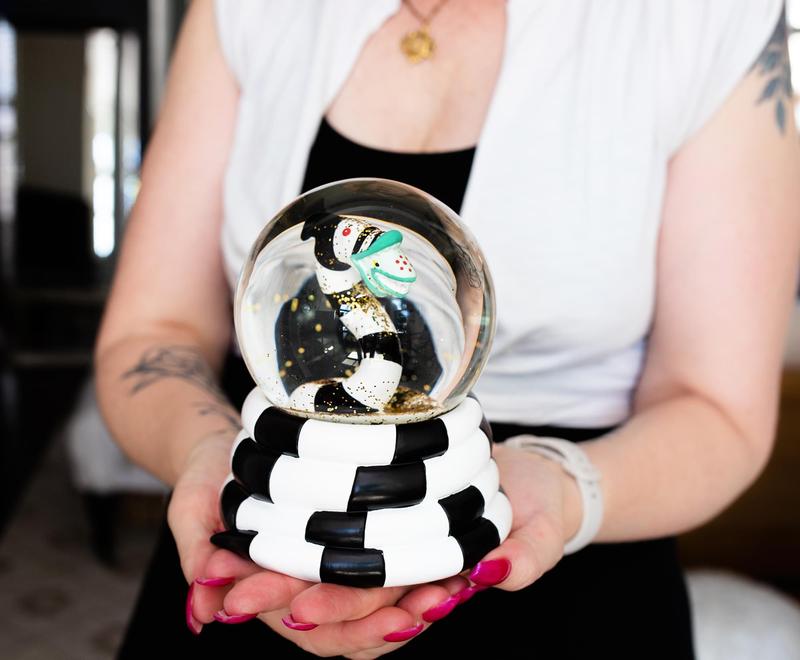 Beetlejuice Sandworm 4 Inch Collectible Snow Globe