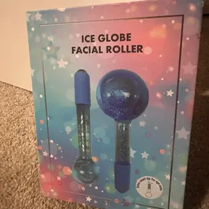ICE GLOBE FACIAL ROLLER