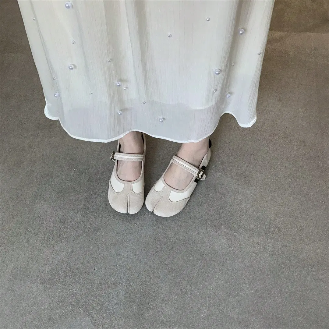 Ladies' retro split toe flat shoes, low heel hidden heel ballet shoes