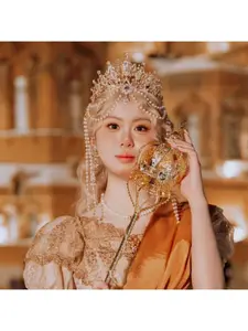 Princess Exotic Crown Hair Accessories Tassel Dunhuang Retro Golden Crown Headdress Travel Photography Eyebrow Chain Hair Crown Accessories