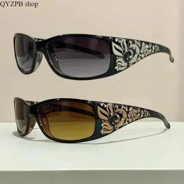 2 Pcs Vintage Rhinestone Sunglasses for Women, Y2K Tinted Lens Retro Glasses, UV & Blue Light Blocking, Lightweight Durable Frame, Stylish Shades for Outdoor, Driving, Daily Wear & Screen Use  （