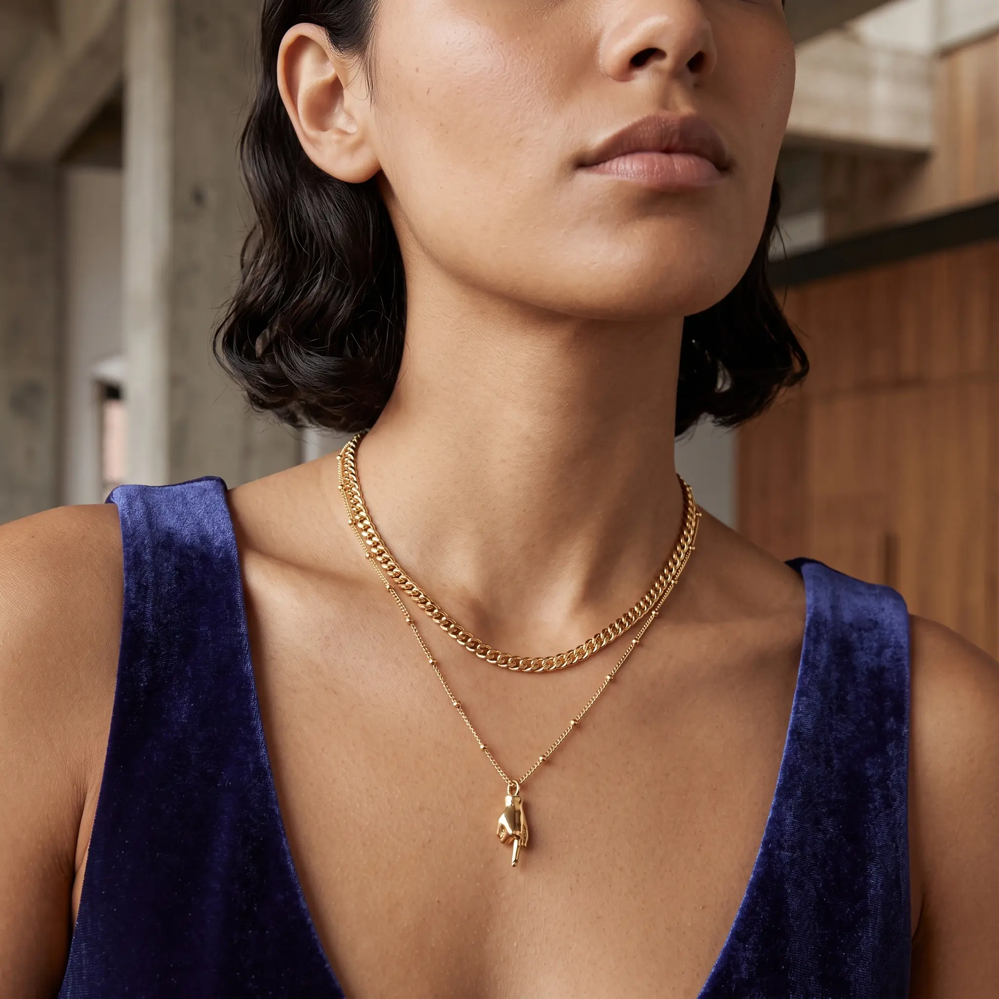 Hand Gesture Gold-plated Necklace for Women,Stylish Elegant Vintage Pendant, Fashionable Jewelry Gift for Daily Commuting Parties Perfect Gift for Her