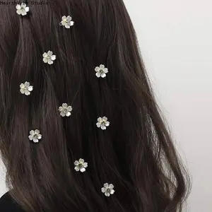 10Pcs Mini Rose Hair Clips for Women Tiny Flower Braid Clips Set Trendy Elegant Rosebud Hairpins Fashionable Hair Accessories Girls Daily Styling