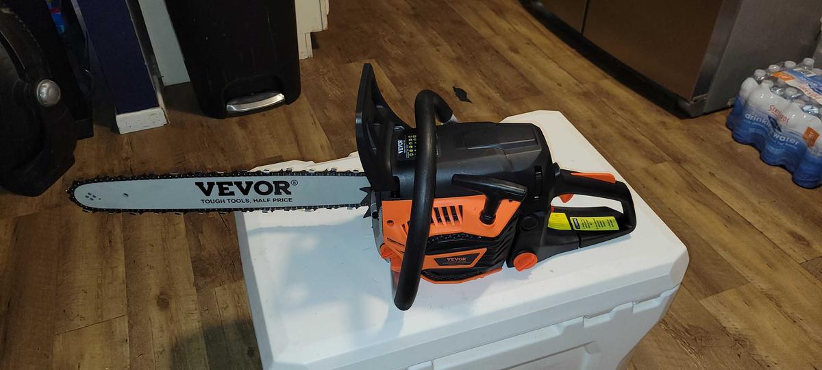 Item: 52CC 18" 2.55HP