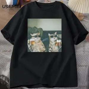 Retro Film-Style "Cats Clinking Glasses" T-Shirt — Streetwear-Inspired, Instagram-Style Loose-Fit Crewneck Top