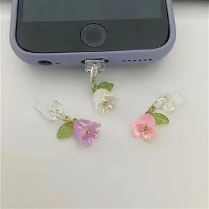 1 Piece Lily-Of-The-Valley Phone Charging Port Dust Plug, Artificial Pearl Decorative Pendant/Suitable for Iphone/Type-C, Suitable for All Phone Brands 3D Flower Pendant Phone Accessories