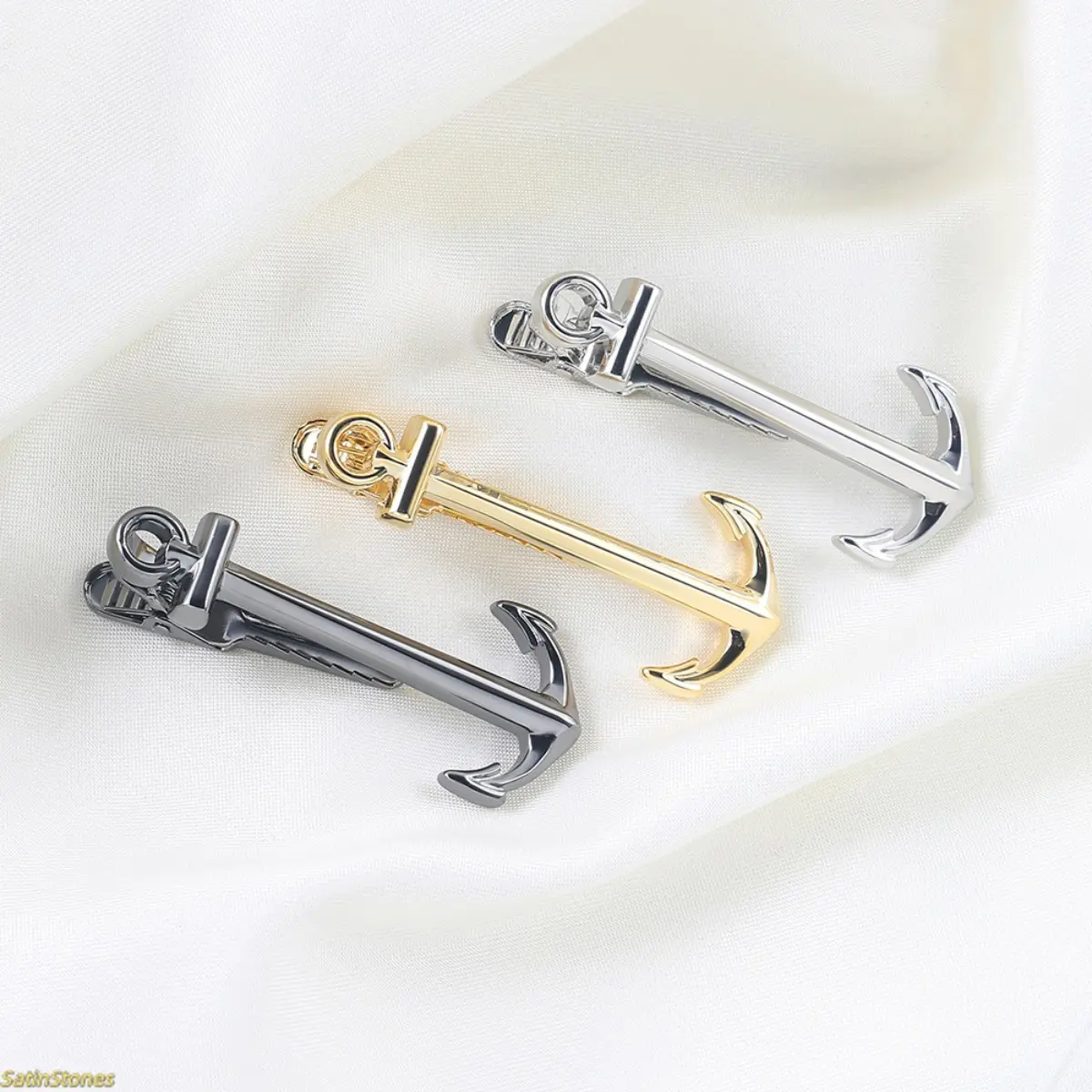 Men's Dashing Tie Clip, Nautical Anchor Metal Jewelry Pin, Electroplated in Gold, Silver, or Gun Black Finish