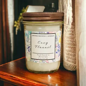 Cozy Flannel 8 oz Candle