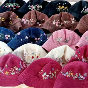 Bucket hat