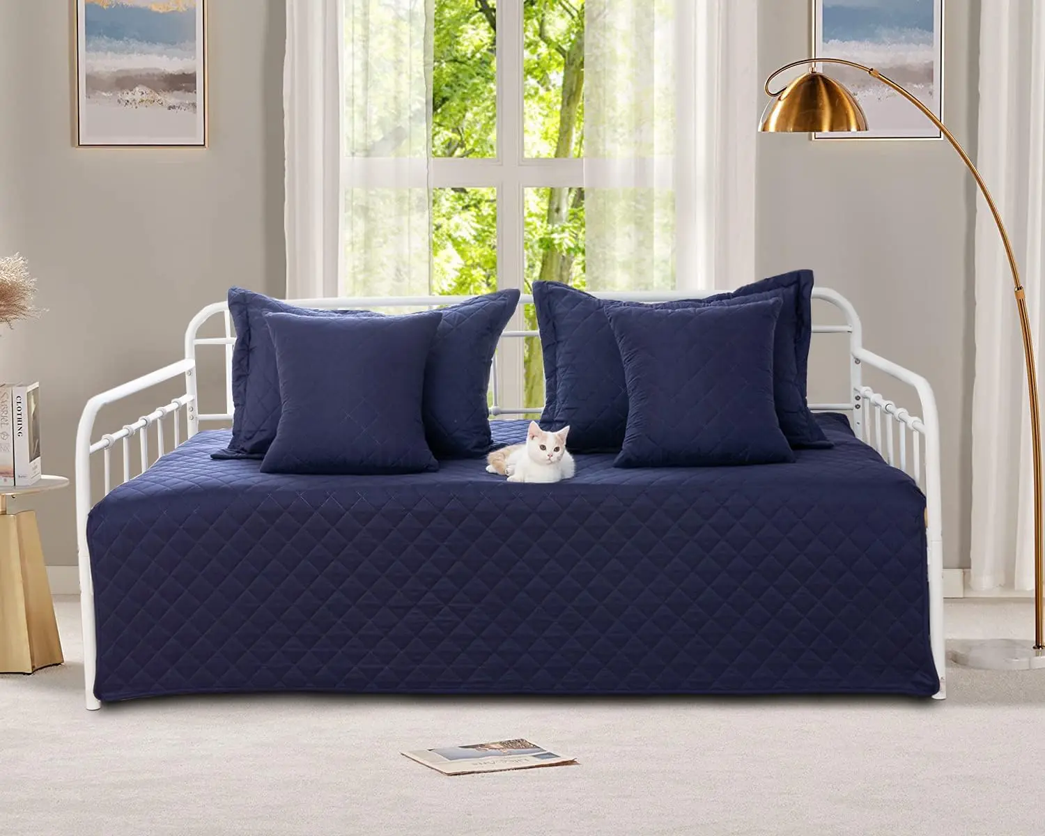 5-Piece Twin Size Daybed Cover Set, Geometric Print Soft Breathable All Season Bedding Set with 4 Pillow Shams, 39"x75"