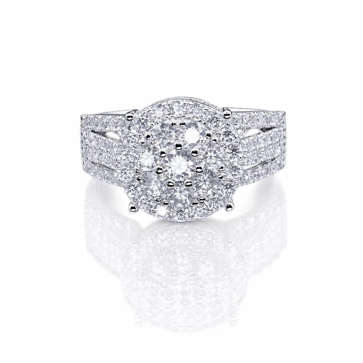 Round Moissanite Cluster Ring 1.5CT