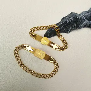 A082 Couple Customized Lock Bracelet Stainless Steel Heart or Squre Shape Men's and women's Bracelet