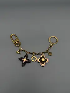 Pre-owned Louis Vuitton Blooming Flowers Chain Bag Charm and Key Holder