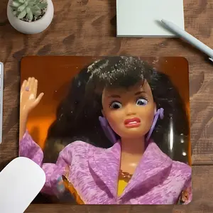 Square Trendy 90s Style Doll Gaming Mouse Pad, Made For Gaming, Bold Retro Character Design, Eye-Catching Desktop Decorative Protective Pad, Rubber Anti-slip Lockedge Work Pad, Small Size Suitable for Laptop, Desktop Computer Games, Work, Daily Use