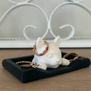 Personalized Cat Ring Holder with Bed Dish for Engagement Rings - 3D Printed in Various Colors Organiser