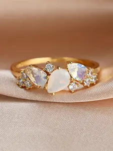 Water-drop design ring, exquisite artificial gemstone Copper Inlaid Zircon ring for women, stackable rings, Statement Rings, index finger ring, Valentine's Day gift, bride's wedding and engagement ring, jewelry gift