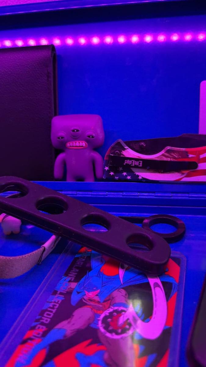 Item: Daffodil Yellow, Random one piece