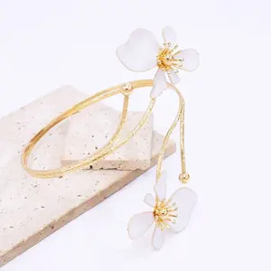 Adjustable Open Cuff Bangle, Elegant Floral Armlet, Versatile Stylish Wrist Ornament, Exquisite All-match Jewelry for Women Girls, Perfect Birthday Gift Fashion Accessories