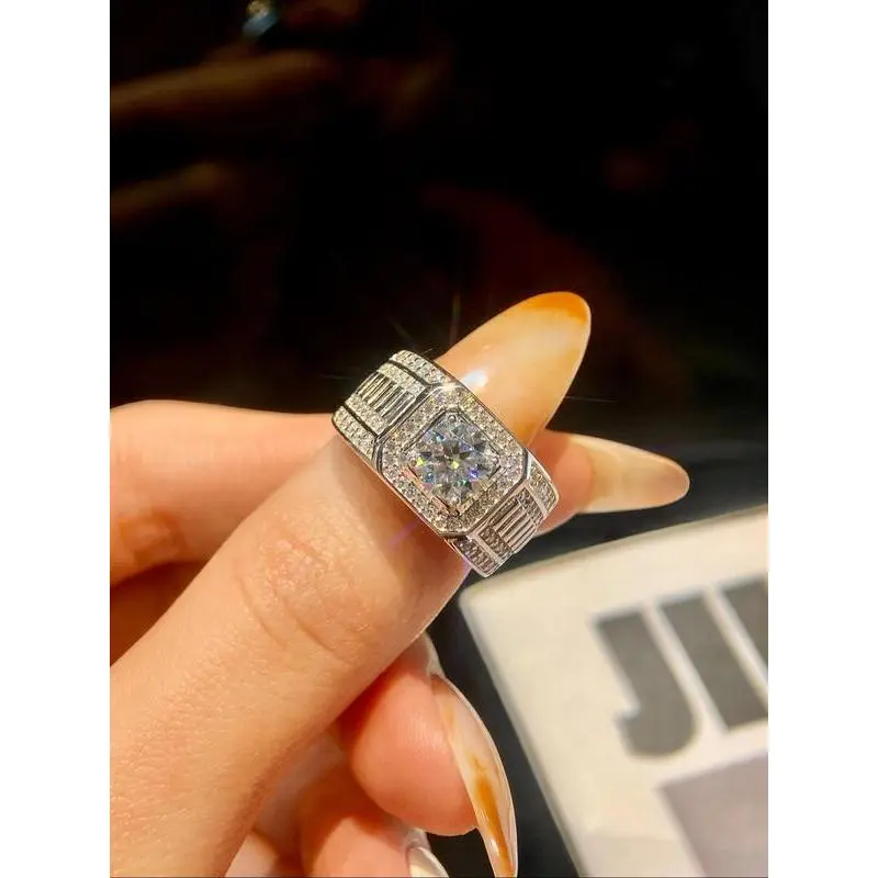 925 Sterling Silver Men's Elegant Synthetic Moissanite Ring, Solitaire Ring, Exquisite Trendy Engagement Ring, Fashionable Jewelry Accessories for Men As Wedding Gift 925 Sterling Silver Men's Elegant Synthetic Moissanite Ring, Solitaire Ring, Exquisite Trendy Engagement Ring, Fashionable Jewelry Accessories for Men As Wedding Gift