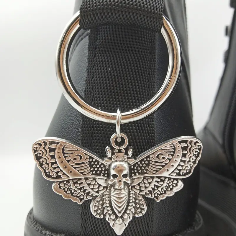 Punk Style Halloween Themed Skull, Bat & Moth Design Iron, Fashionable Novelty Shoes Decorations for Boots, Stylish Y2k Shoes Accessories for Women & Men, Easy To Attach Footwear, Shoe Charms for Sneakers, Decorative Shoe Accessories