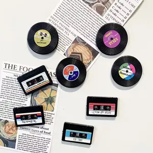 4pcs Retro Cassette Tape Magnet Set, Retro Cassette Tape Magnets, Vintage Record Fridge Magnets, Perfect Gift for Music Lovers, Home Decor