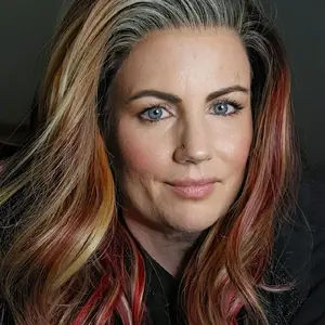 Watered Souls Phoenix 18" premium lace front synthetic wig in the fiery sunset color.  13x4 lace, 120 density, 350⁰ heat tolerance.