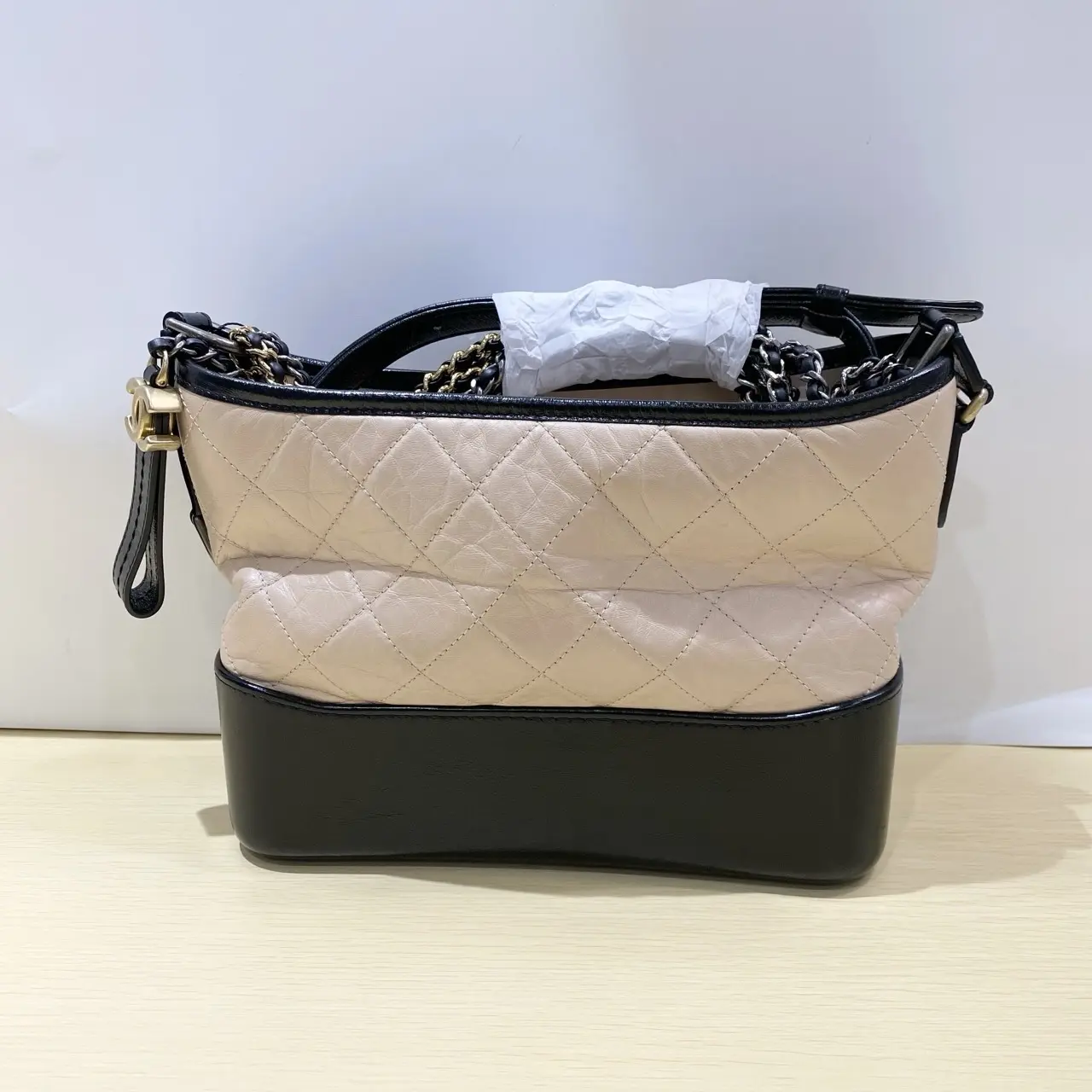 Pre-owned CHANEL Authenticity Verified New Medium Gabrielle Crossbody Bag Beige & Black Color Block, Very Good Condition (2501055)