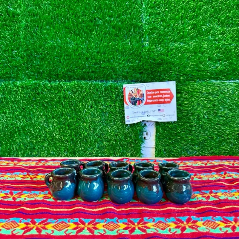 Porcelain Tequilero Ollita Verde/Negro (Set de 10 pieces).