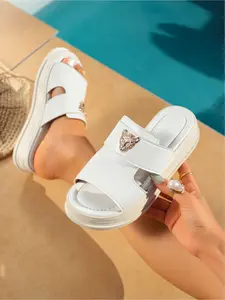 Women's Summer Fashion Wedge Platform Rubber Sandals Bohemian Style Height Increasing Slides 2026 New Outdoor Commuting Beach Shoes