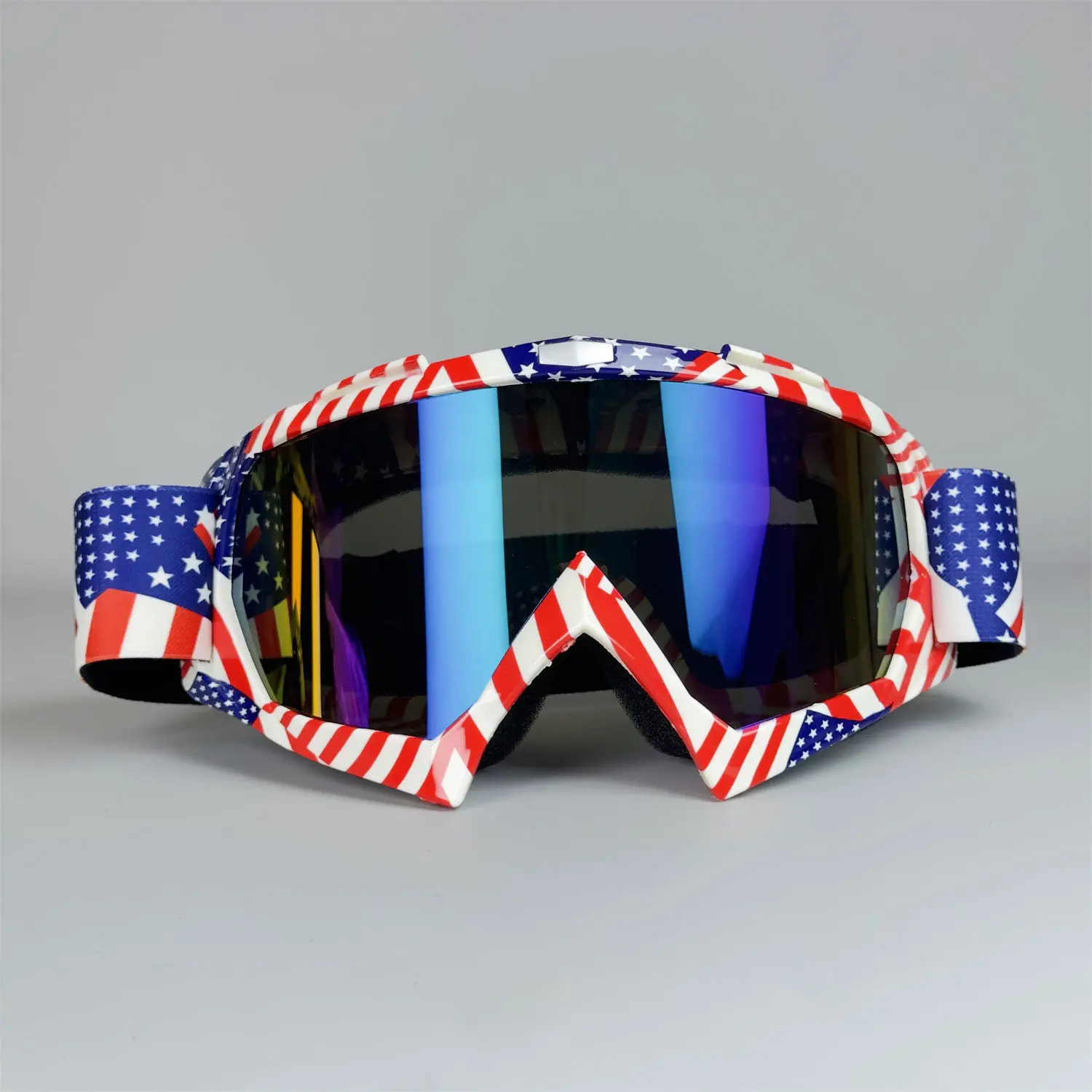 High-quality motorcycle goggles; off-road motorcycle goggles; windproof, dustproof ATV racing goggles; scratch-resistant ski goggles. Features a mirror coating; suitable for adults; TPU frame and PC lenses; thick foam padding; ideal for everyday use and a