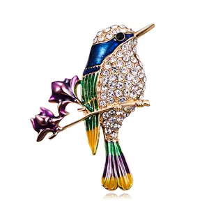 New Fashion Rhinestone Enamel Bird Brooch Cute Ainmal Hummingbird Brooches Scarf Dress Coat Lapel Pins Suit Badges Jewelry Gifts