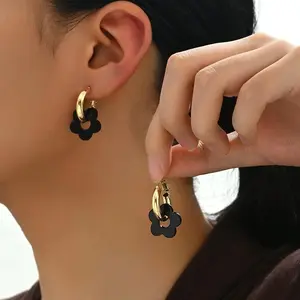 Women's 2pcs Simple Lucky Flower Stud Earrings - Colorful, Elegant, Versatile Fashion Costume Jewelry with Flower Cluster, Daisy Design, Feminine Statement Features, Flower Cluster Earrings, Colorful Statement Earrings