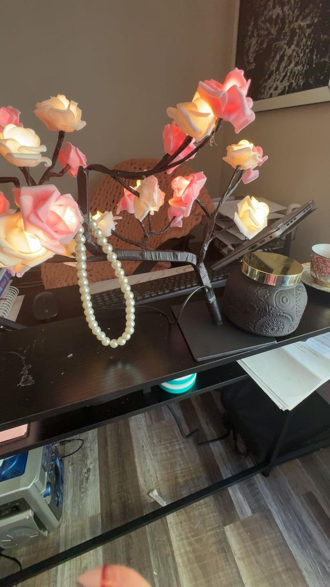 Item: White Pink Roses